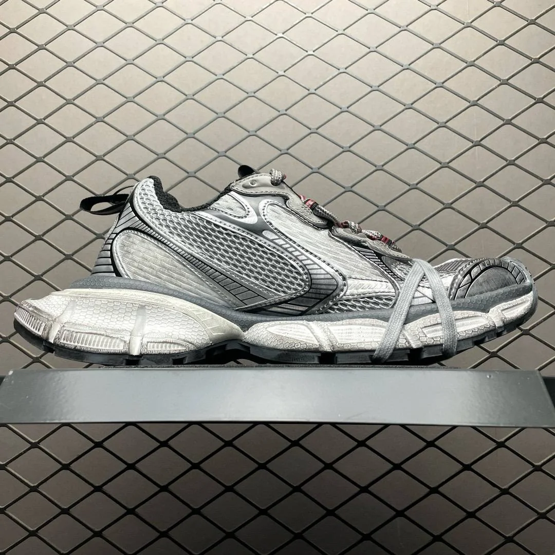 Кросівки - Balenciaga